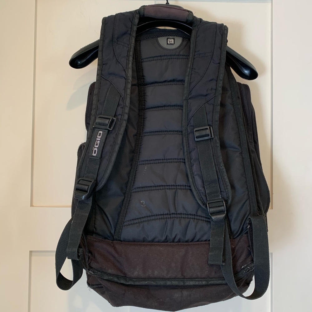 OGIO LAPTOP BLACK BACKPACK - Picture 2 of 2